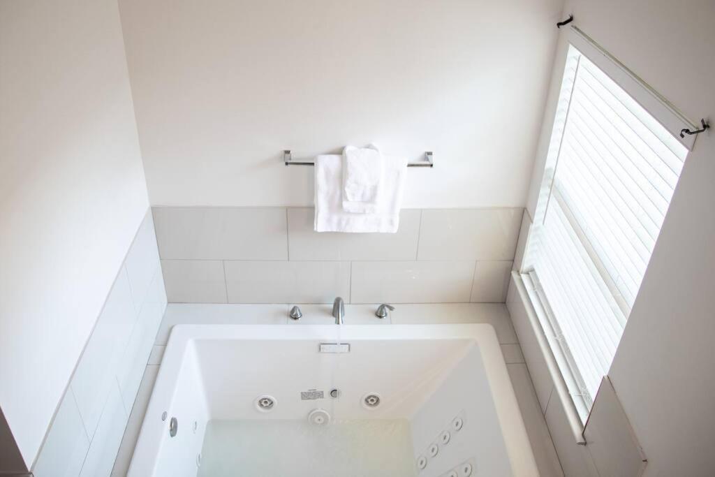 Castle Comfort Ellenwood Ngoại thất bức ảnh